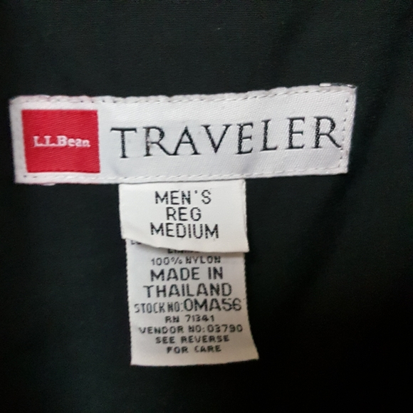 M L.L. BEAN "THE TRAVELER" RAINY WEATHER BLACK HOODED PACKABLE PARKA COAT - Picture 10 of 12